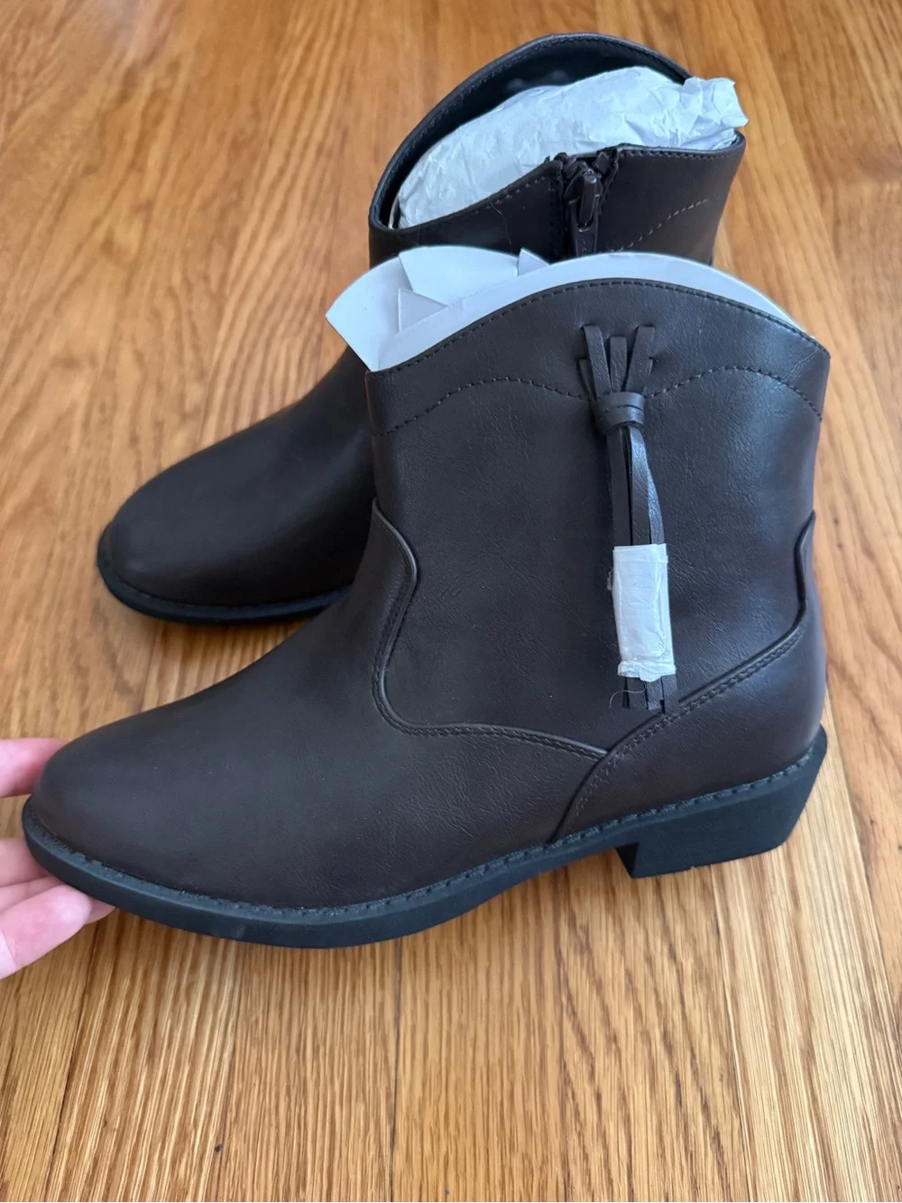GAP Brown faux leather tassel boots 3 New